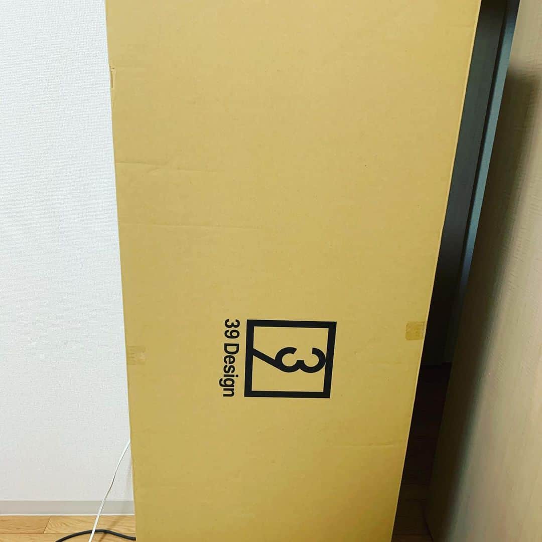 三ツ俣大樹さんのインスタグラム写真 - (三ツ俣大樹Instagram)「39Designさんマットレス届きました！！ 使わせて頂きます^_^  #はるよし整骨院 #39Design#福岡#マットレス#クイーンサイズ」7月27日 15時39分 - mitsu051137