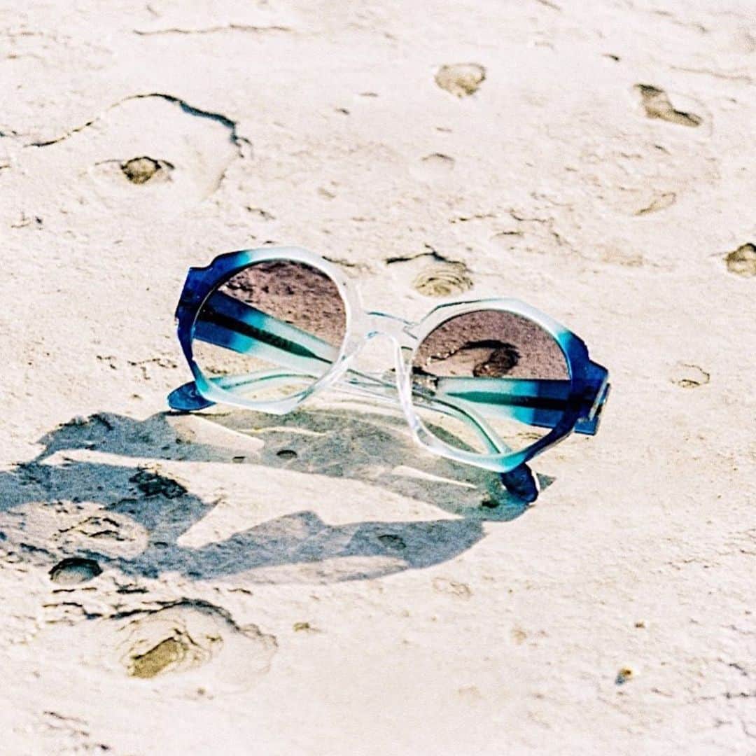 Meganさんのインスタグラム写真 - (MeganInstagram)「Zanzan ORTOLAN sunglasses 〰 handmade in Italy 🕶  - - - - #styleinspo #handmadeinitaly #sunglasses #eyewear #summeroutfits #summervibes #mallorca #sunglasseslover」7月27日 15時54分 - zanzan_domus