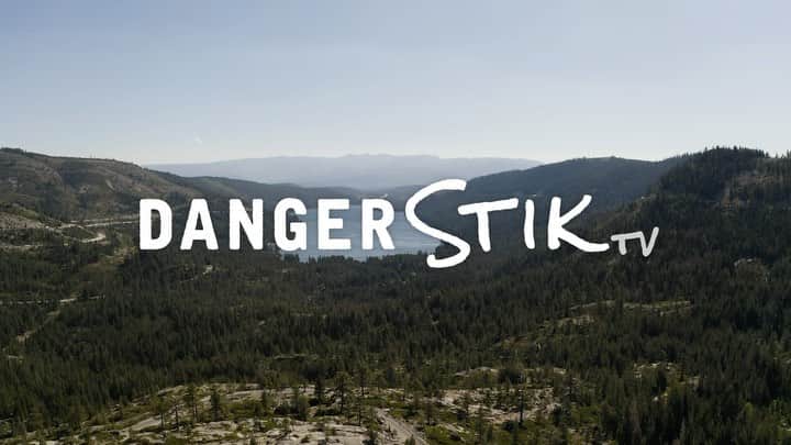 エミリー・ハリントンのインスタグラム：「Finishing season 2 of #DangerStikTV with a cool personal success for @adrianballinger 💕💕💕 // Years of traveling for climbing has been a massive privilege, and so has the ability to spend time in our home and backyard during this tumultuous period. Grateful to share this time w my fave partner and watch him send one of his hardest routes - yay AB ❤️🥰 // Edit 🎥 @susietheis // Link in Profile 💫」