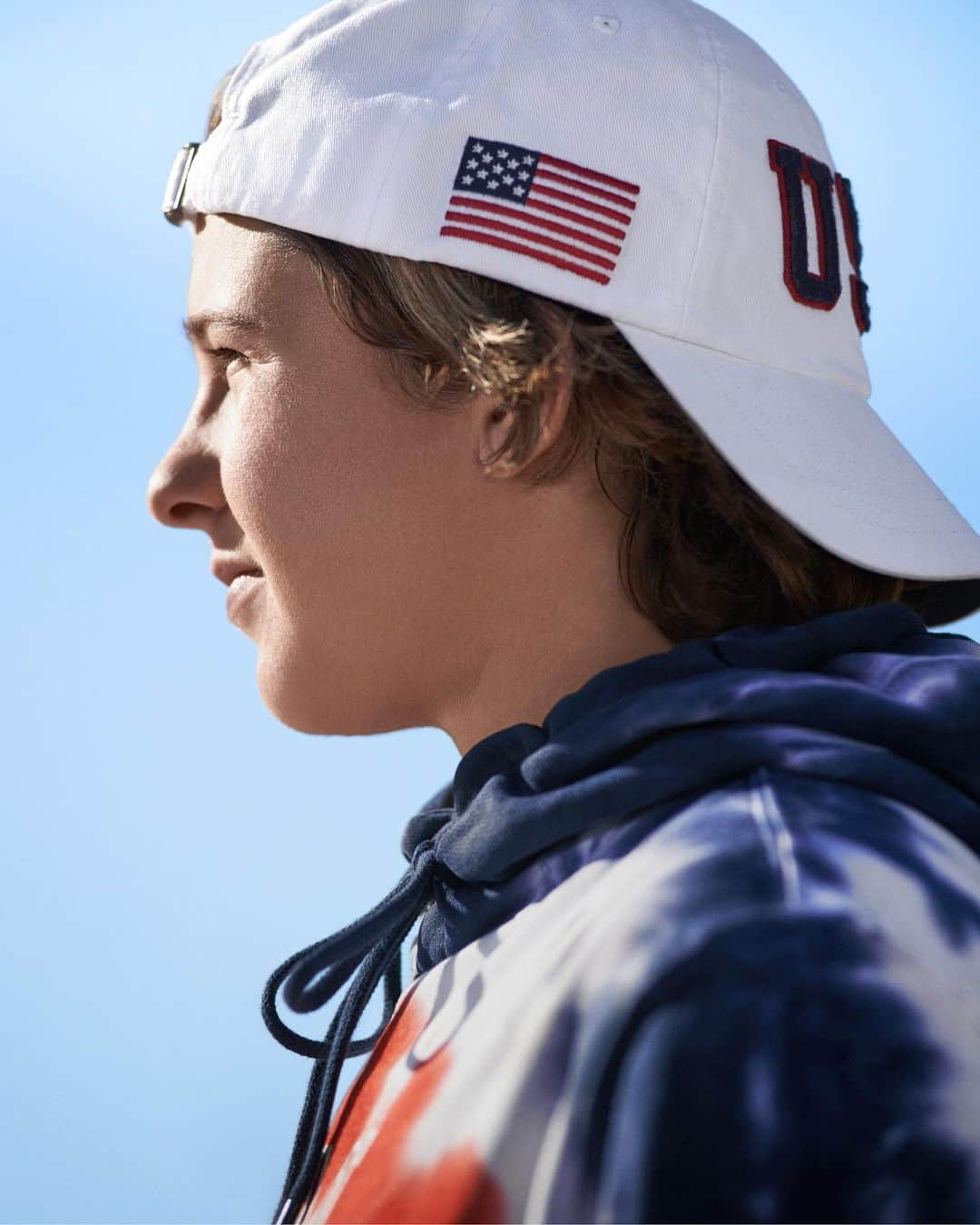 Polo Ralph Laurenさんのインスタグラム写真 - (Polo Ralph LaurenInstagram)「Strong competition.  To champion the @TeamUSA Fund, we invited the athletes it supports to share their thoughts on the extended road ahead of The Olympic and Paralympic Games Tokyo 2020.   Pro-skateboarder and Olympic hopeful, @JordynBarratt explained:  “I'm honestly most looking forward to just being there,” Barratt says. “...To be able to do the tricks that I want to throw down, competing with the girls that I've competed with for years...I'm stoked to be representing my country.”  To further support #TeamUSA, we're also launching a special One Year Out Collection for the whole family that benefits US Olympic and Paralympic Athletes as they focus on their pursuit of excellence and continue training.   25% of the purchase price of each item sold in the collection will be donated to the Team USA Fund.  Join us as we support Team USA athletes via the link in bio.   #PoloRalphLauren #TokyoOlympics」7月28日 3時24分 - poloralphlauren