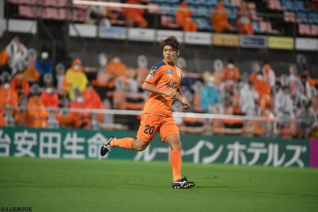 Ｊリーグさんのインスタグラム写真 - (ＪリーグInstagram)「Play Back JLEAGUE⚽️📸﻿ ﻿ #明治安田生命Ｊ１リーグ 第7節﻿ 印象的なシーンをプレイバック🔥﻿ ﻿ ﻿ #Ｊリーグ ﻿ #jleague﻿ ﻿ ﻿ #清水エスパルス #中村慶太﻿ #川崎フロンターレ #三笘薫 #ＦＣ東京 #渡辺剛 ﻿#柏レイソル ﻿#川口尚紀 #ベガルタ仙台  #セレッソ大阪﻿ #サガン鳥栖﻿ #北海道コンサドーレ札幌 #宮澤裕樹﻿ #横浜Fマリノス #水沼宏太﻿ #浦和レッズ #興梠慎三﻿ #横浜FC﻿ #ガンバ大阪 #黒川圭介」7月27日 18時58分 - jleaguejp