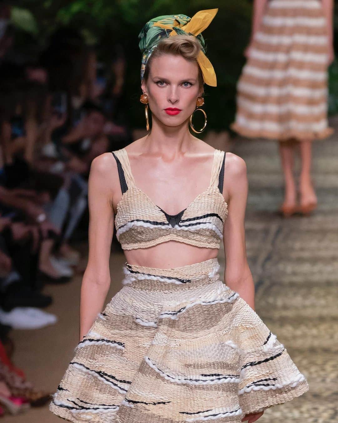 Vogue Italiaさんのインスタグラム写真 - (Vogue ItaliaInstagram)「The top + skirt combination made its comeback on the Spring-Summer 2020 catwalks; perfect for summer evenings, it’s a versatile combo which could be worn even in casual situations. From @Marni and @Lanvinofficial to @Dior and @DolceGabbana, discover all the selected looks by @ElenaSilviaB at the link in bio.」7月27日 18時54分 - vogueitalia