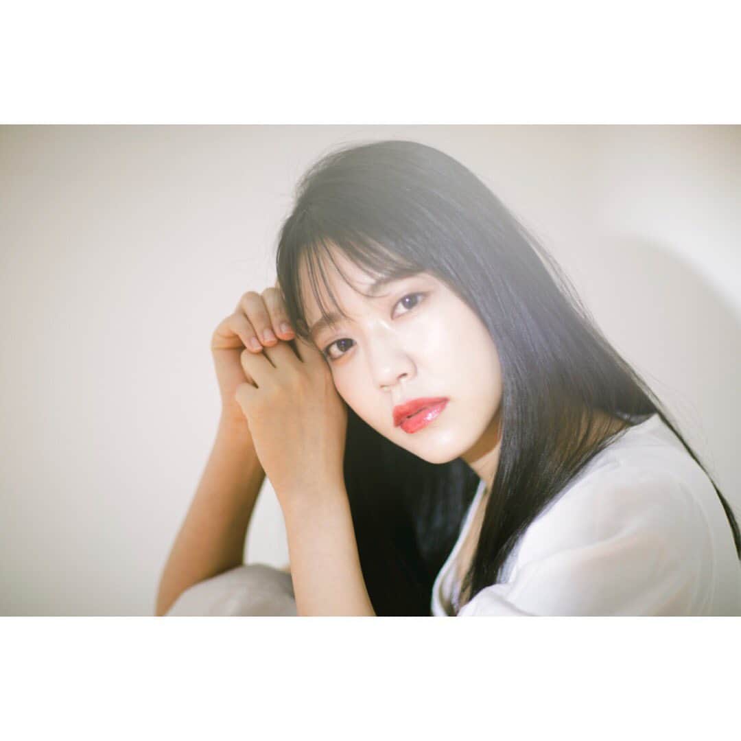 伴優香のインスタグラム：「_ _ _ photo by : @ichikawa6416  hear make by : maari assistant by : @motoki_nagahama」