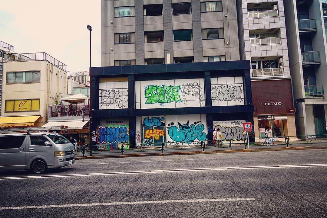 のインスタグラム：「in Harajuku  #ig_japan #japanlife #tokyolife #instajapan #jj #picoftheday #tbt #love #japan #tokyo #swag #instagood  #tflers #love」