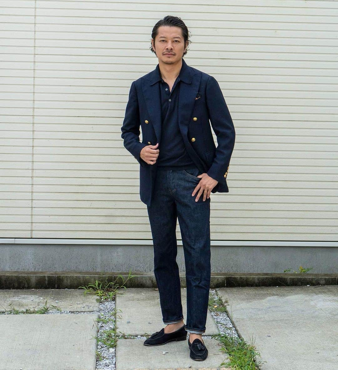 高田朋佳さんのインスタグラム写真 - (高田朋佳Instagram)「Denim & jacket, total blue style...  ———————————————————————— #summerstyle #mensstyle #mensstyleguide #menswear #blazerstyle  #takadachannel #youtuber #onlyone #newcolonialstyle #jetset #singapore #luxuryresort #colonyclothing #singaporelife #singaporestyle  #lifestyle #fashion #mensfashions #dapper #igfashion #sprezzatura」7月27日 19時53分 - tomoyoshi_takada