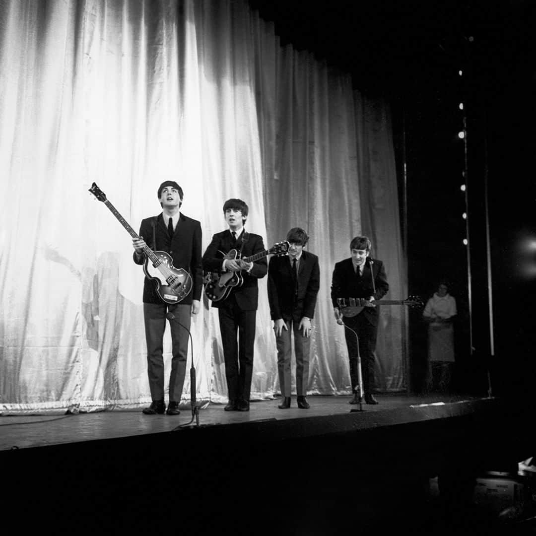 The Beatlesさんのインスタグラム写真 - (The BeatlesInstagram)「“To get on the Palladium and all those places we wore the suits and we played their game, but a lot of the time we were thinking, ‘Ha, we’ll show these people.’” - George ➿ #TheBeatles #1960s ➿ Photo © Apple Corps Ltd.」7月27日 20時01分 - thebeatles