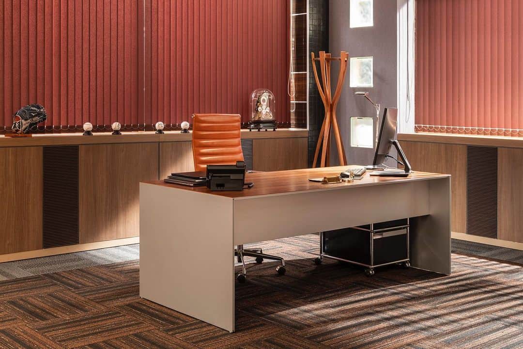 Cassina ixc. (カッシーナ・イクスシー) のインスタグラム