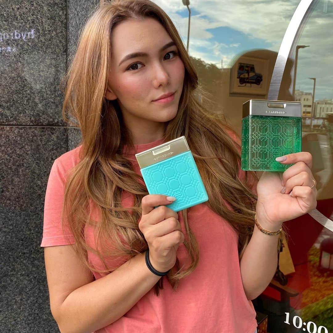 のインスタグラム：「@estandard.official の紫外線に特化したヘアケアセットを紹介して貰い手に入れました☺️ 毎日一日中太陽の下なのでシャンプーとリンスで紫外線ケアができるのは最高に嬉しいです！ しかも香りがジャスミンの香り🤤 夏場、とくにゴルフされる方や外でスポーツされてる方にはぜひ使って見て欲しいです！  #sunally #太陽は味方 #紫外線と共存 #positiverepair #ポジティブリペア #ダメージケア #uvケア  #過去と未来を繋ぐ  #estandard #イイスタンダード」