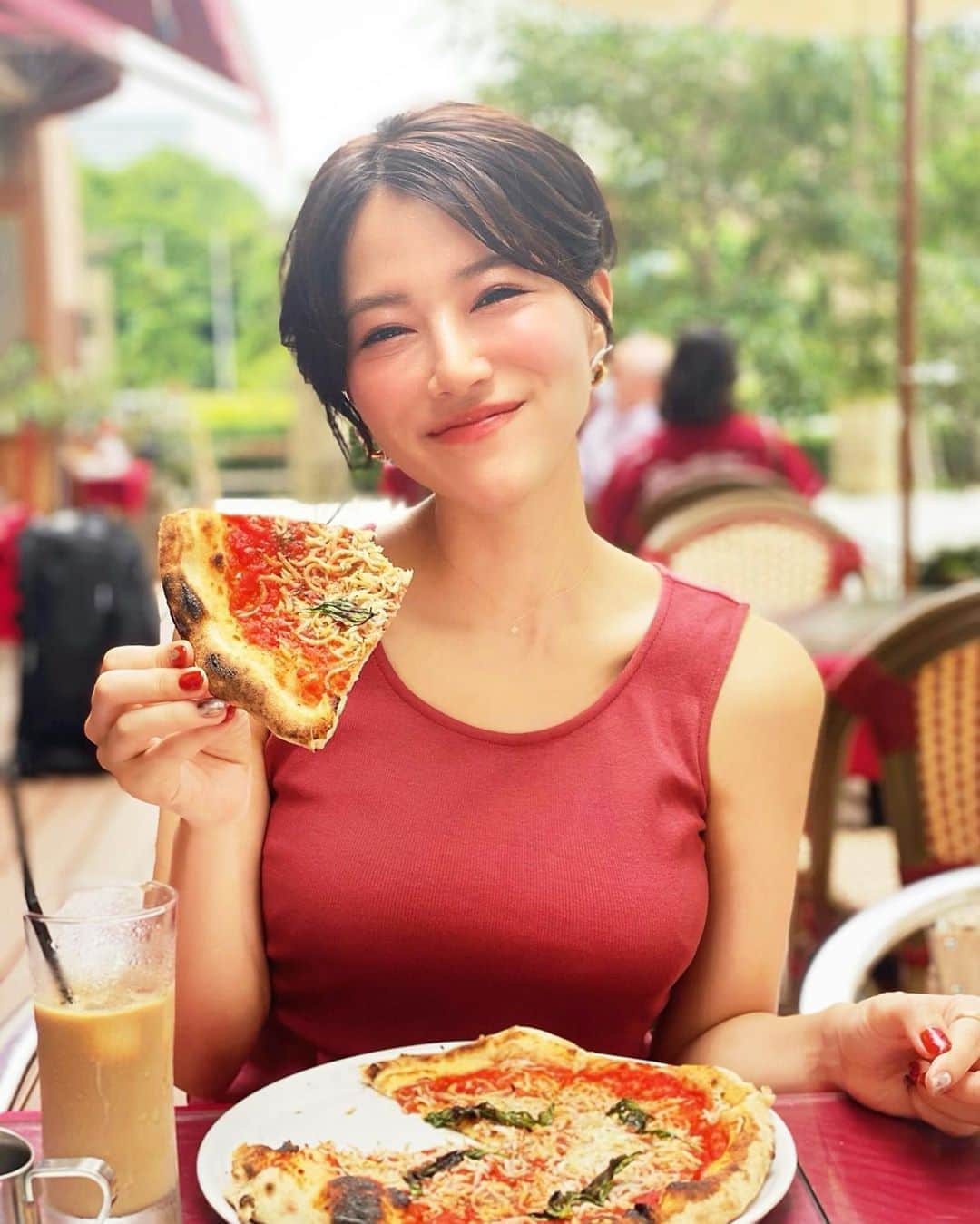 石井里奈のグルメインスタ