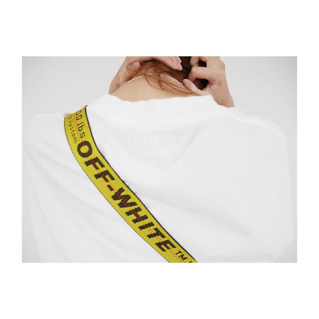 田代裕美恵のインスタグラム：「🤍💛 . . Outfit . . #outfit #casual #vetements #offwhite」