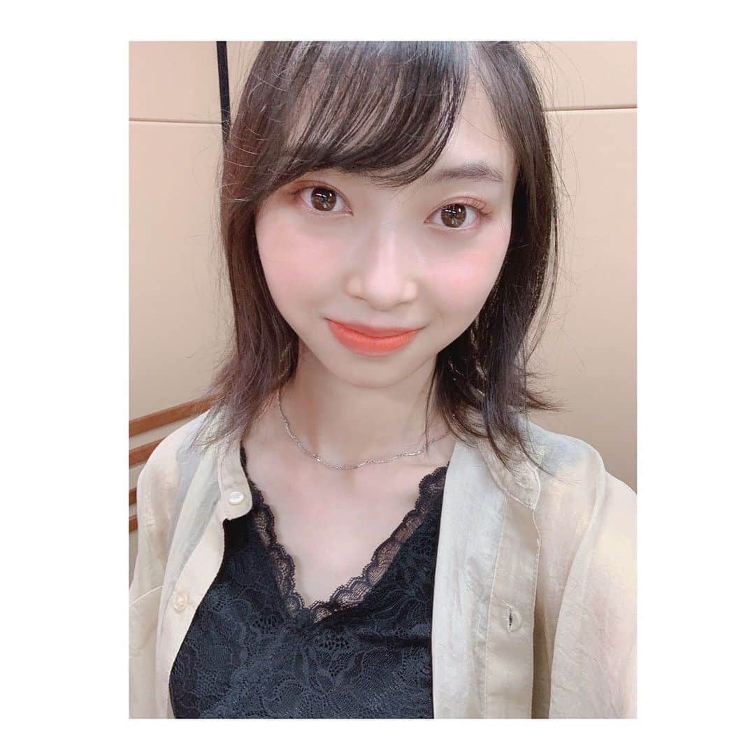 辻野かなみのインスタグラム：「❤︎﻿ ﻿ 可愛いリップを購入🧡﻿ ﻿ Celvoke ディグ二ファイドリップスの﻿ ﻿ 05番と09番✨﻿ ﻿ ﻿ 09番をメイクさんが使ってて！ 一目惚れして買いに行ったんだけど… ﻿ 夏らしいオレンジの05番にも惹かれてしまった☺️﻿ ﻿ オレンジリップが増えてく〜😆🎶﻿ ﻿ ﻿ #オレンジリップ #オレンジメイク #ハマり中﻿ #メイク #コスメ﻿ #instagood #instalike #followme」