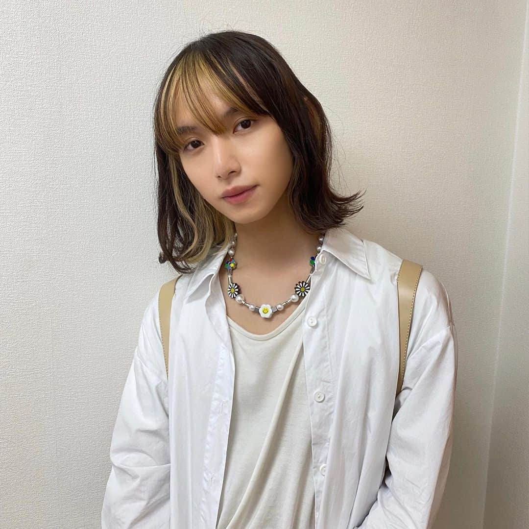 とまんさんのインスタグラム写真 - (とまんInstagram)「. 今日は嬉しいことに5年振りに『JUNON』さんの 撮影でした☺︎ 来月発売の10月号です📘 美容企画なのでとてもナチュラルです。 発売近づいたらまたお知らせします . #5年振りJUNON #ひとりで載るのははじめて #最初は女装したり #とまんの私服でひたすらコーディネート #覚えてる方どこまでいるかわからないけど #読モJUNONという雑誌も発売したのよ #とにかく今日は嬉しかった . #最近数年ぶりに呼んでくださる雑誌増えて #本当に本当に嬉しいです」7月27日 21時42分 - _sweatm