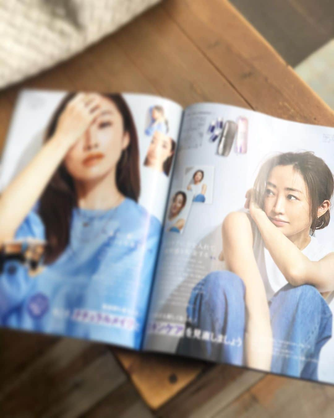 神崎恵さんのインスタグラム写真 - (神崎恵Instagram)「明日28日発売の『Oggi』9月号。 「神崎恵さんから受け継ぎたい。素肌美を育むDNA」 スキンケア、メイク、ボディケア、パーツケアなど、ご紹介しています。 「やっておいてよかったこと」「もっと早く知っておきたかったこと」などもお話をしています😌 #oggi」7月27日 21時52分 - megumi_kanzaki