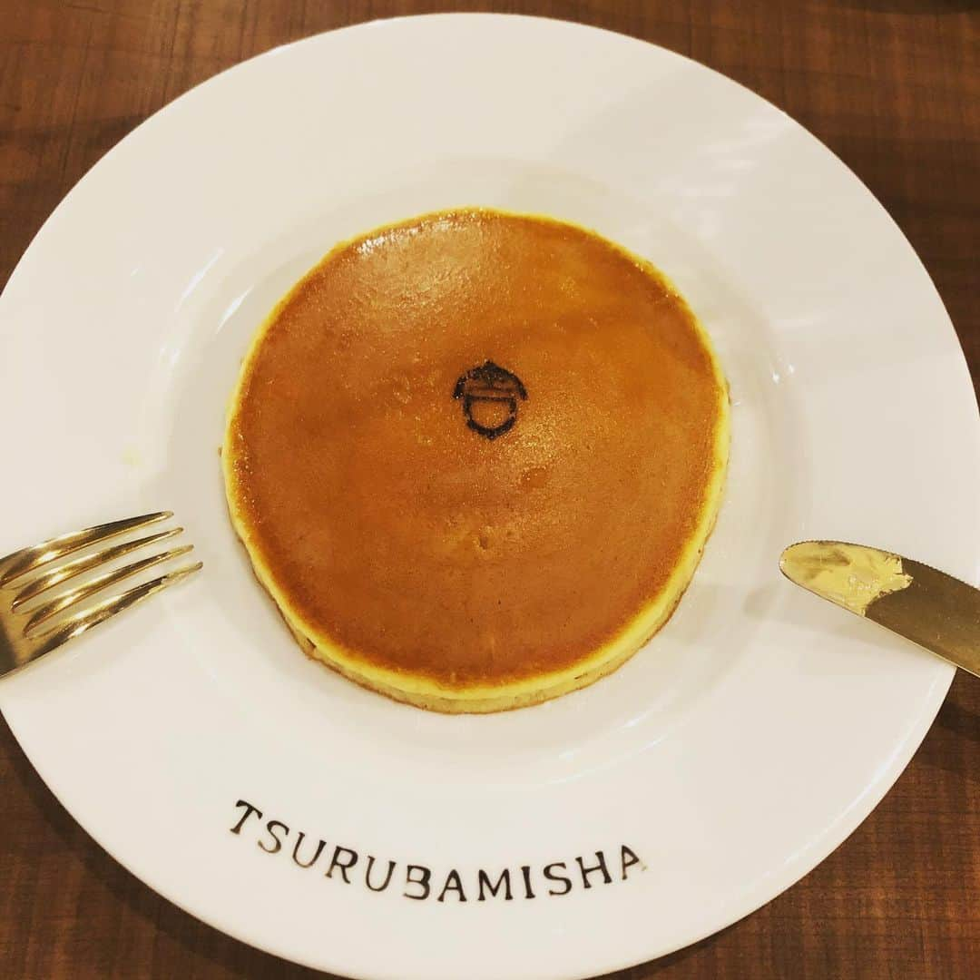 RUUNAさんのインスタグラム写真 - (RUUNAInstagram)「. . ホットケーキ🥞 甘いものは元気くれる🍽 . . #kolme #hotcakes #cafe #sweets  #like #love #relux #happy #ホットケーキ #カフェ #ハッピー #幸せ #甘いもの #好き」7月27日 22時09分 - ruuna_kolme