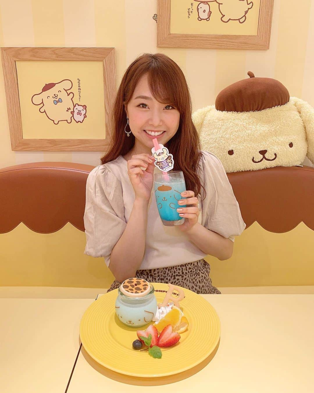 加藤夕夏さんのインスタグラム写真 - (加藤夕夏Instagram)「#ポムポムプリンカフェ﻿ ﻿ チームカラー🦋💙💠💎﻿ ﻿ ﻿ ﻿ #NMB48 #teamBII #大阪 #梅田 #梅田カフェ #東京 #原宿 #原宿カフェ #カフェスタグラム #プリン  #サンリオ ﻿#うかしふく」7月27日 22時45分 - uuka_nmb