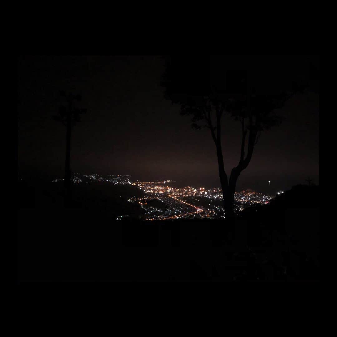 脇田唯さんのインスタグラム写真 - (脇田唯Instagram)「🏙 あの灯り 一つ一つに 誰かの今が在る」7月27日 22時42分 - post_yui