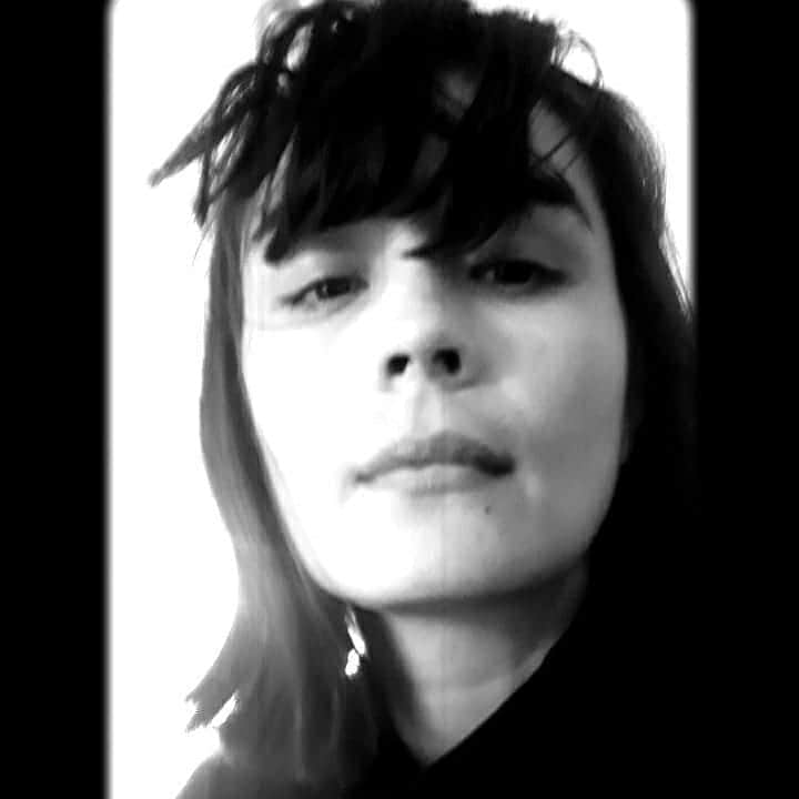 シャニン・ソサモンのインスタグラム：「🖤🤍 many women in me; couldn’t decide. left out the kooks this one time #womensupportingwomen #itstheticket」