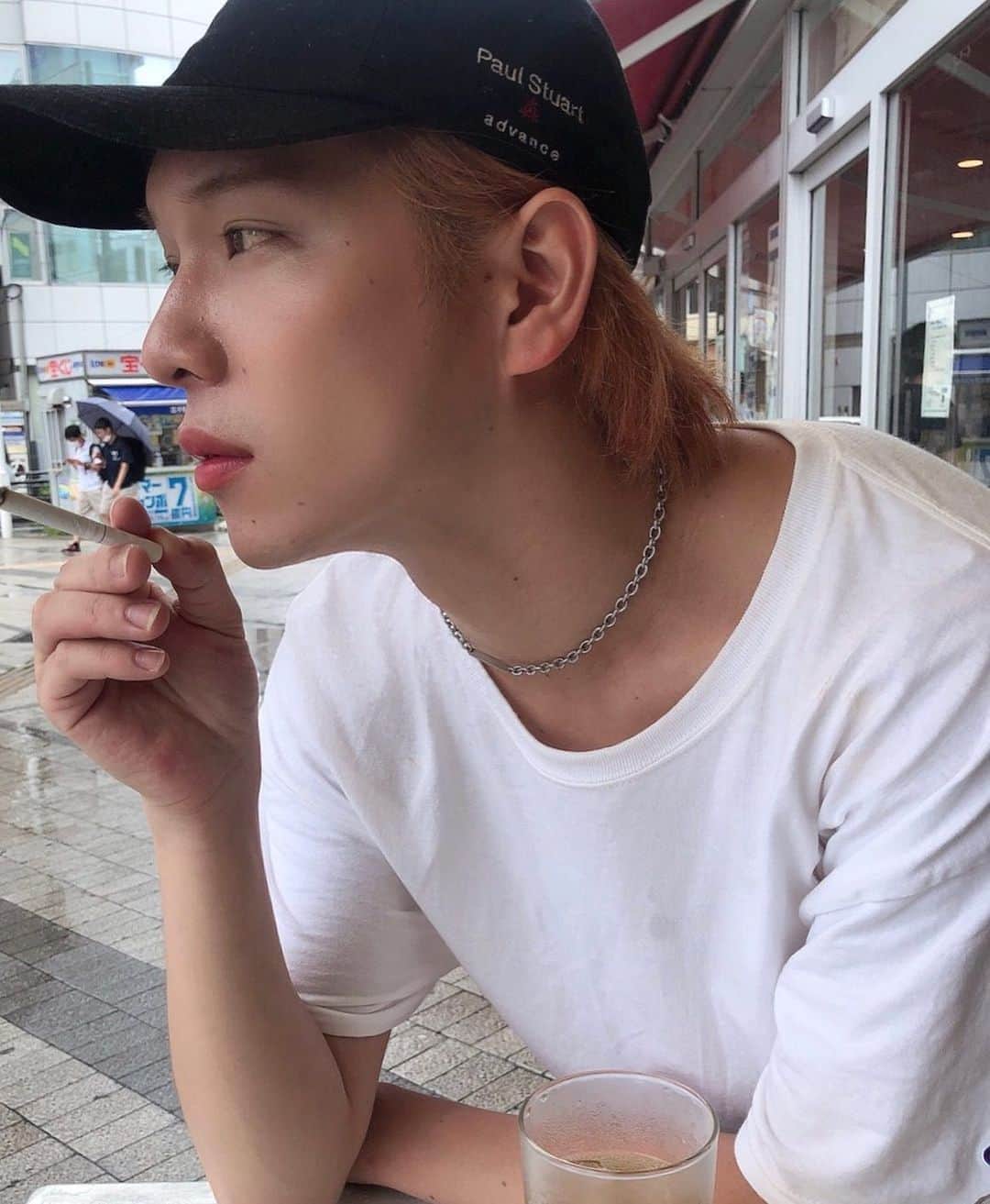 のインスタグラム：「みなさん連休どう過ごしたでしょうか？﻿ ﻿ 私はすごす毎日を全力ですごしました🥺﻿ ﻿ でも過ごしすぎるってちょっと忙しい日もあって。﻿ ﻿ 自分が精一杯になってしまう日もあるんではないんでしょうか？🤲﻿ ﻿ しかしながら毎日がやってくる事に感謝して今日もはぴねすあいらんど🥺❤️﻿ ﻿ 人ゆく波の中一人でに文章をうちながら。。﻿ ﻿ 今日もいい夜を☺️🌃」