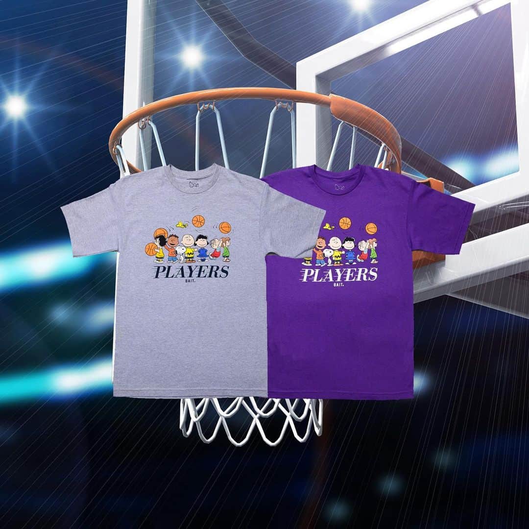 HYPEBEASTさんのインスタグラム写真 - (HYPEBEASTInstagram)「@hypebeaststyle: @baitme & Peanuts continue their partnership with an exclusive basketball collection that celebrates the nostalgia of growing up playing shooting hoops. When the baskets were way too tall to shoot into or parks were too far, you made due with what you had. Hit the link in bio for full details.⁠⠀ Photo: BAIT」7月28日 1時21分 - hypebeast