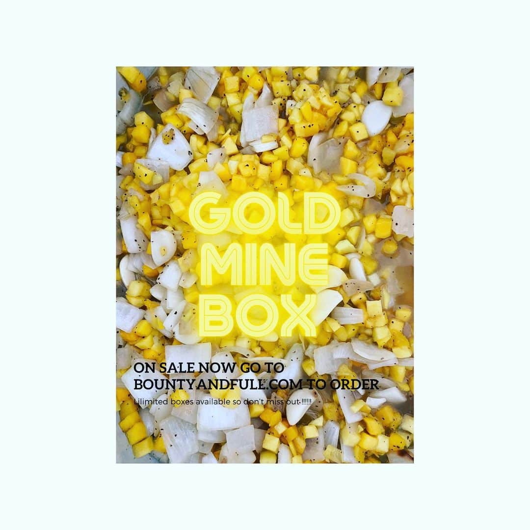 ケリスさんのインスタグラム写真 - (ケリスInstagram)「GOLD MINE BOXES ARE NOW LIVE ON BOUNTYANDFULL.COM SITE . They are limited so make sure you grab yours . This box is bbq inspired but you don’t have to only use it on the grill . The spices and rubs work amazing in a pan or oven too ! Your gonna love this box ! #spice #rub #goldmine #delicious  #cheflife #farmlife #farmfresh #madewithlove #quarentine #sale #bipoc #buyblack」7月28日 2時05分 - kelis
