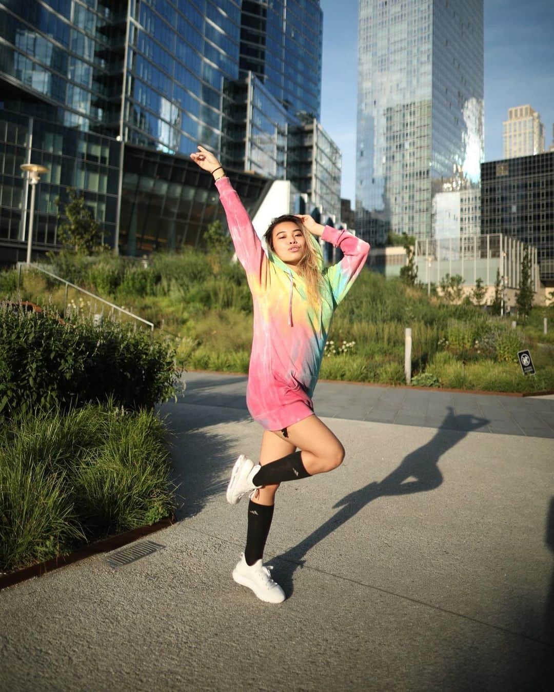 Victoria's Secret PINKさんのインスタグラム写真 - (Victoria's Secret PINKInstagram)「Add the new Spiritual Gangster x PINK Pullover Hoodie Dress to your closet 💁‍♀‍」7月28日 2時03分 - vspink