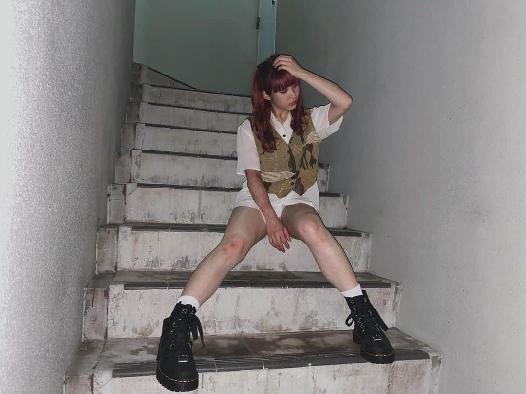 双葉さんのインスタグラム写真 - (双葉Instagram)「🖤🤎🖤🤎🖤🤎🖤🤎 #chaosundergroundzealot #chu_z #redhair #doctormartens」7月28日 12時17分 - chu_z_futaba