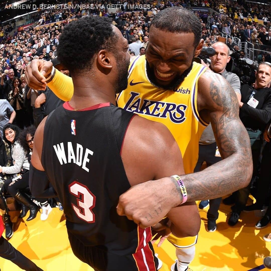 espnさんのインスタグラム写真 - (espnInstagram)「This ending of the last game between @kingjames and @dwyanewade was awesome 👏」7月28日 12時34分 - espn