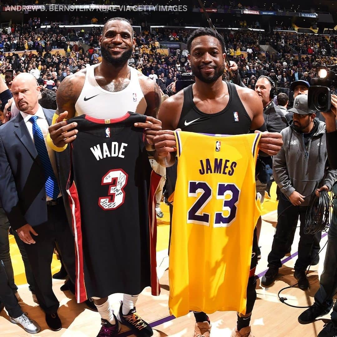 espnさんのインスタグラム写真 - (espnInstagram)「This ending of the last game between @kingjames and @dwyanewade was awesome 👏」7月28日 12時34分 - espn