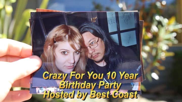 ベスト・コーストのインスタグラム：「Today our first album Crazy For You turns 10 years old.    Our original plan was to throw a big party and play this thing live for you in the flesh, but 2020 obviously had other plans for us. So instead, we put together a mini concert documentary/virtual birthday party to celebrate with you all. Honestly, it makes more sense this way. When we started Best Coast a decade ago, we were just 2 friends having fun and playing music together - we had no idea where this life would take us. We are so grateful that it brought us where it did and it’s all because of this record.    Thank you from the bottom of our VERY OLD hearts for supporting this record when it came out and for still loving it today - we can’t wait to party with you in it’s honor.    Tickets for the Crazy For You 10 Year Birthday Party on Friday, August 14 at 6pm PT are on sale now via link in bio! The video will be archived for 72 hours after the premiere, available to watch with your ticket if you can’t tune in live. It’s shot and edited by our dear friend Kevin Hayes @thedirtiestlittlerainbow and mixed by our other dear friend Carlos de la Garza @musicfriend.    We also have some new merch to celebrate and a very limited amount of ticket add-ons available for a group Q&A with Bobb and I directly following the premiere. We’re keeping the Q&A small so everyone gets a chance to ask us some questions about Best Coast / our music. All tips from the event will be donated to @thelovelandfoundation, an amazing organization bringing opportunity and healing to communities of color, and especially to Black women and girls, by helping provide financial assistance to those seeking therapy and beyond.」