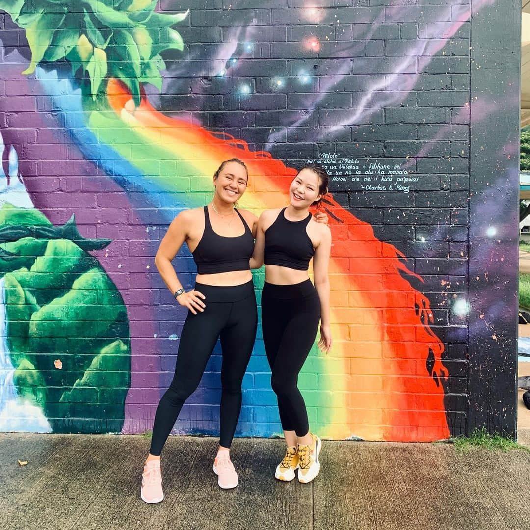 カリッサ・ムーアさんのインスタグラム写真 - (カリッサ・ムーアInstagram)「Working out with a friend is way more fun than doing it alone. Sweating it out with one of my besties before the storm yesterday ☺️💪🏼 @_edoggie」7月28日 5時18分 - rissmoore10