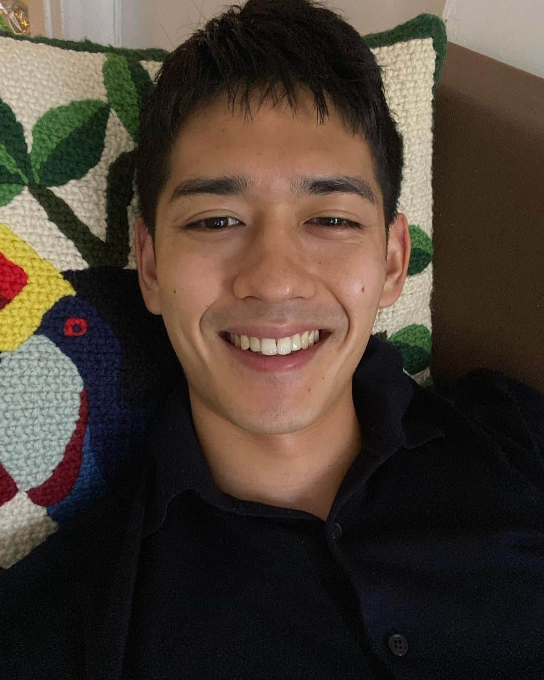 Keisuke Asanoのインスタグラム：「My working from home is to send selfies for casting. Hi my name is keisuke I’m with Next models, Thank you」