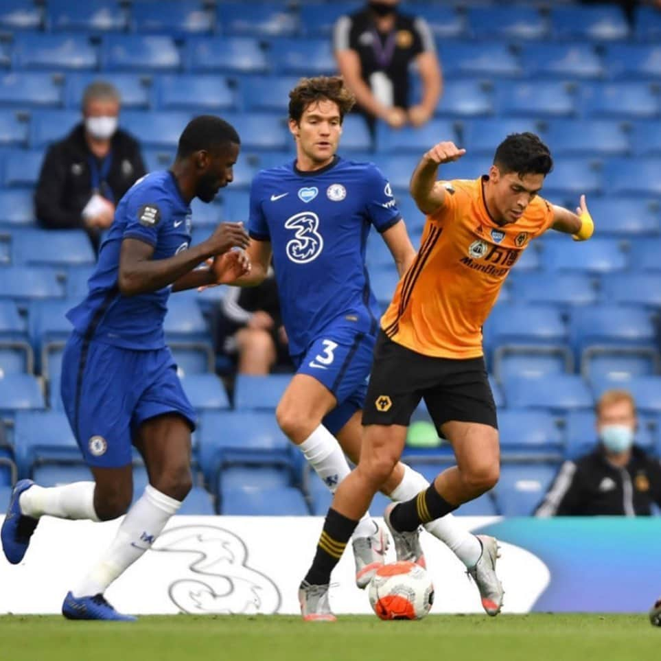 ラウール・ヒメネスさんのインスタグラム写真 - (ラウール・ヒメネスInstagram)「It was not the way we wanted to finish the @premierleague but I’m really proud of this pack because we did a great season/ No fue la manera en la que queríamos terminar la Premier League, pero estoy muy orgulloso de esta manada por el gran torneo que hicimos. ⚽️🔶🐺」7月28日 6時08分 - raulalonsojimenez9