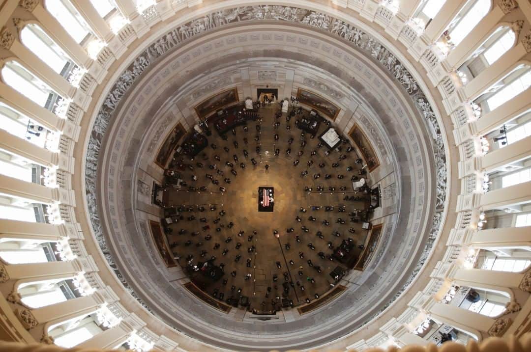 NBC Newsさんのインスタグラム写真 - (NBC NewsInstagram)「The casket of Rep. John Lewis is seen aerially at the center of the U.S. Capitol Rotunda as he lies in state in Washington. ⁠ ⁠ 📷 Jonathan Ernst / @reuters」7月28日 8時01分 - nbcnews