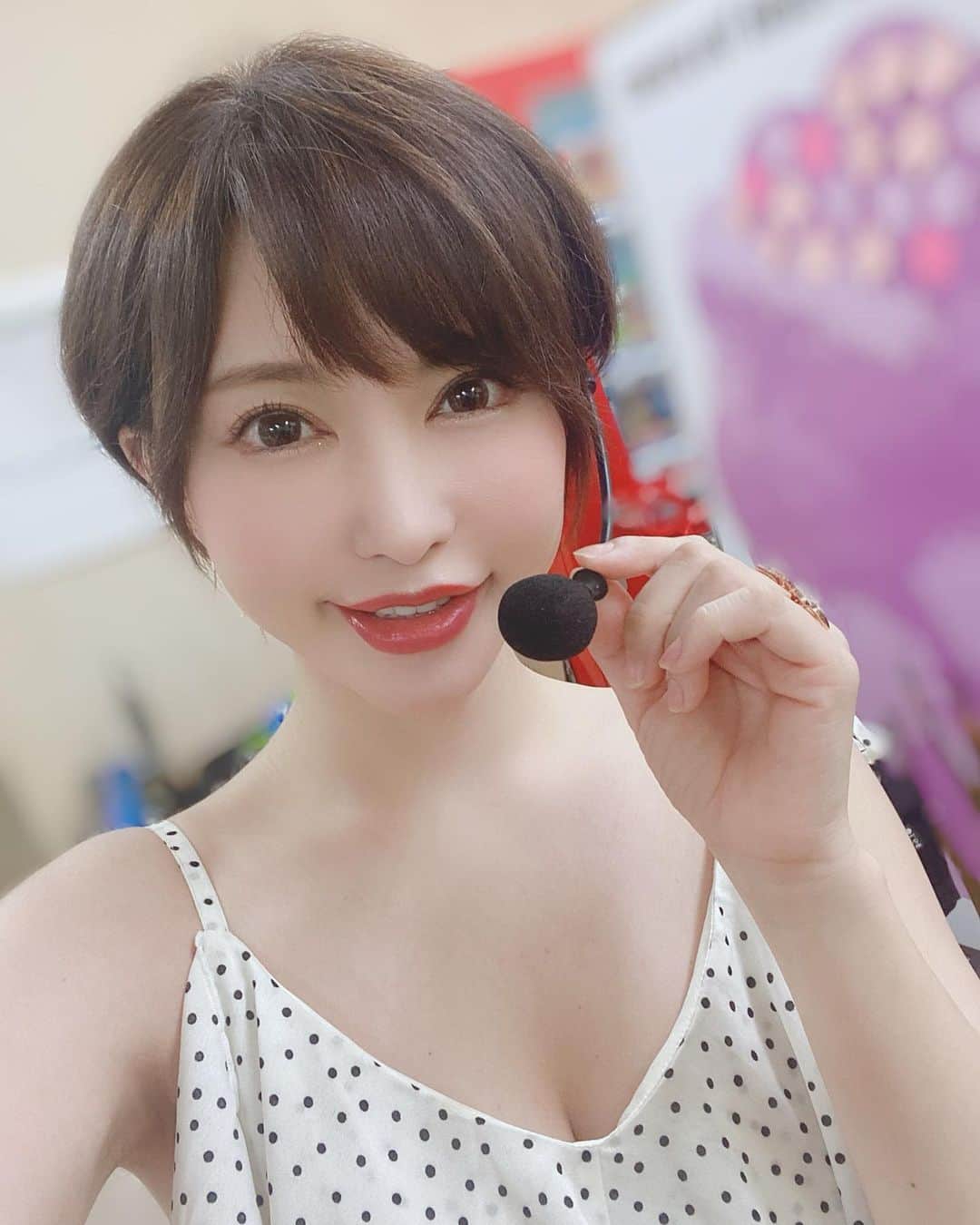 里美ゆりあのインスタグラム：「スカパー！サイトセブンTV 「つきとスッポンぽん」にて 8/2 8/9 8/16 放送だよ(∩´∀`∩)💕 観てね♡♡  #goodmorning  #スカパー #わくわく」