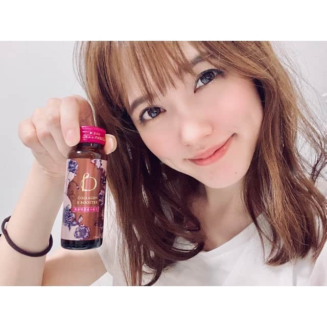 三島ゆかりさんのインスタグラム写真 - (三島ゆかりInstagram)「今月から飲み始めた資生堂BENEFIQUEのコラーゲンドリンク💖 私の肌細胞に働きかけてくれ〜✨✨ 美白ドリンクにするかコラーゲンドリンクにするか迷ったけど、シミも消したいけどシワの方が嫌だからコラーゲンにした☺️とりあえず半年毎日飲みます❣️ 老いは止められないけど、努力とお金で速度を遅くすることが出来るってハイヒールりんごさんがおっしゃってるのを聞いて、名言だと思って心に刻んでいます💘 誰だって歳はとる👵 でもいつまでも綺麗な人って色々気をつけてるし努力してるしお金もかけてるよね💴 歳には勝てんってよく言う通り、若さはどんどん失われていきます😭💦 でも自分で自分をオバさんだと認め、誰に見られるわけでもないしと手を抜き、努力せずお金もかけず、かわいいとか綺麗でいたいと思う気持ちが失われたら、その時が本当にオバさんになったんだと思う😭 そりゃあ高校生からしたらもう今既に立派なオバさんでしょうけどね😂ww いつまでも綺麗でいたいから、頑張ります💪🍎💕 #prではありません #資生堂 #benefique #コラーゲンドリンク #老いは止められない #お金と努力で #遅らせることはできる #頑張ります #三島ゆかり #ゆかりんご #タレント #フリーアナウンサー #youtuber #ゆかりんごチャンネル #ゆかりんごgames #33歳 #独身女子 #instagood #instalike #instapic #japancosmetics #shiseido #follow」7月28日 10時17分 - apple340