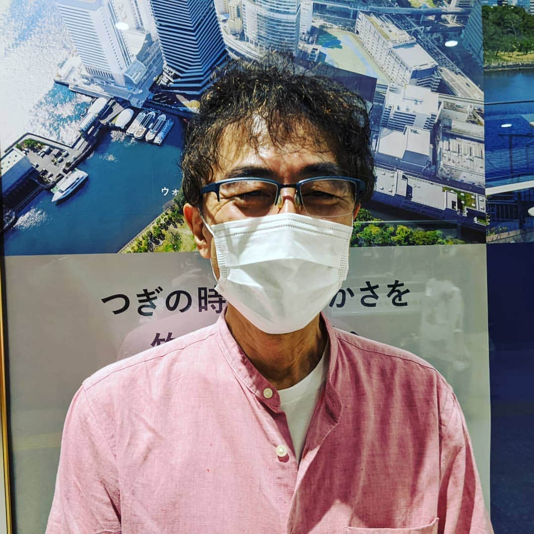 下関マグロさんのインスタグラム写真 - (下関マグロInstagram)「久しぶりに北尾トロに会ったら髪型が変わってた。本人、星野源だと言うが、どう見てもラーメン大好き小池さんだ。 #北尾トロ  #髪型が変」7月28日 10時47分 - maguro_shimonoseki