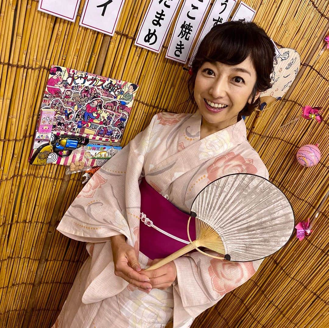 佐藤彩さんのインスタグラム写真 - (佐藤彩Instagram)「今年初の浴衣です👘  アナ飲みッ！企画で、森結有花アナと一緒に、ビールを飲みながら楽しい時間を過ごしました😊  動画がHBC公式YouTubeにアップされています🍻  良かったら、私たちと一緒に… ちょっぴり夏祭り気分を味わいながら飲みませんか？？  私も自分にツッコミを入れながら飲みますね…笑  浴衣を着せてもらって、髪も可愛くしてもらって… 嬉しくてたまらなかった時間です☺️✨  #ビール #ビール好き #ビールで乾杯 #🍺 #夏祭り #オンライン飲み #浴衣 #今年初  #浴衣はテンション上がる #浴衣着たがり #HBC公式YouTube #アナ飲み  #温かい目でご覧頂けると幸いです  #私たちはこのあと反省会でさらにビールを飲みに行きました #HBC #北海道放送 #HBCアナウンサー #アナウンサー  #森結有花 アナ　#佐藤彩」7月28日 20時47分 - hbc_ayasato