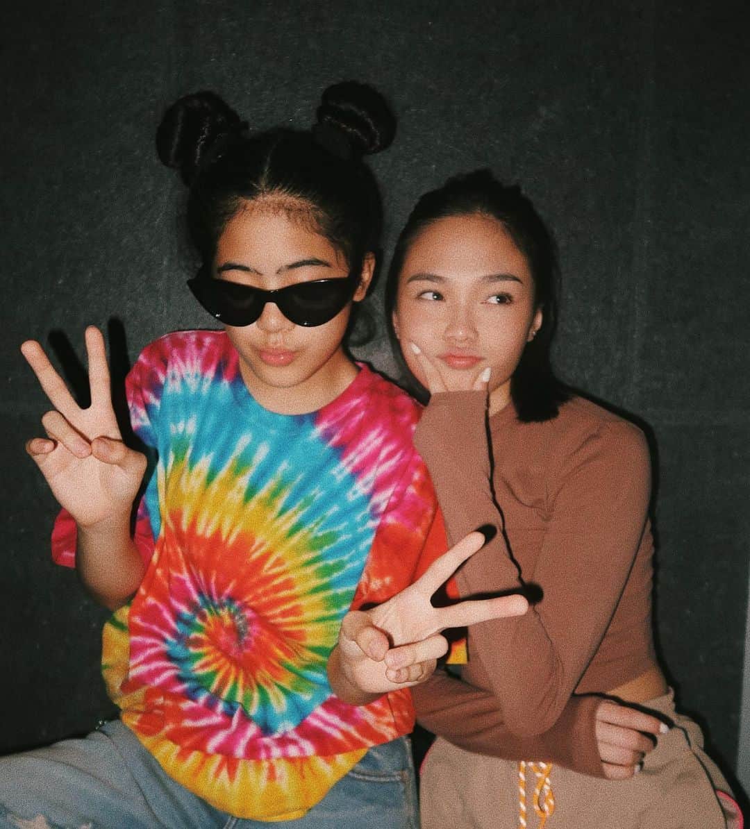 Niana Guerreroのインスタグラム：「have a safe flight andree! ill see you when i see you! i love u 🥺❤️」