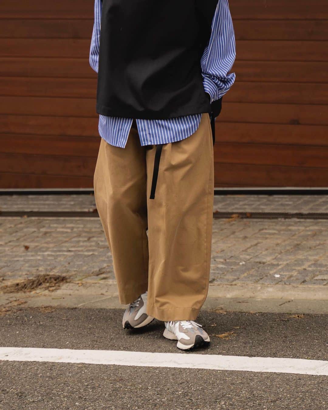 Ryoさんのインスタグラム写真 - (RyoInstagram)「ㅤㅤㅤㅤㅤㅤㅤㅤㅤㅤㅤㅤㅤ 先ほどinstalive見てくださった方、 ありがとうございました🙇 8/2までオーダーを受け付けているので、 是非ご検討下さい。 ㅤㅤㅤㅤㅤㅤㅤㅤㅤㅤㅤㅤㅤ vest:#ryotakashima shirt:#ryotakashima pants:#studionicholson shoes:#newbalance327」7月28日 21時38分 - ryo__takashima