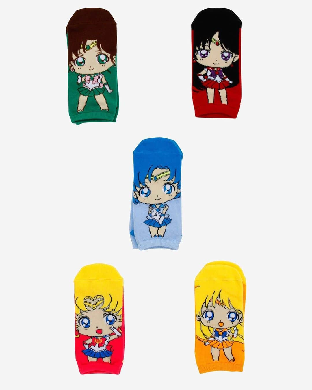 Sailor Moonさんのインスタグラム写真 - (Sailor MoonInstagram)「✨🌙 Ahhh love these Sailor Moon socks from @boxlunchgifts!!! 🌙✨   #sailormoon #セーラームーン　#socks」7月28日 21時48分 - sailormoon_sc