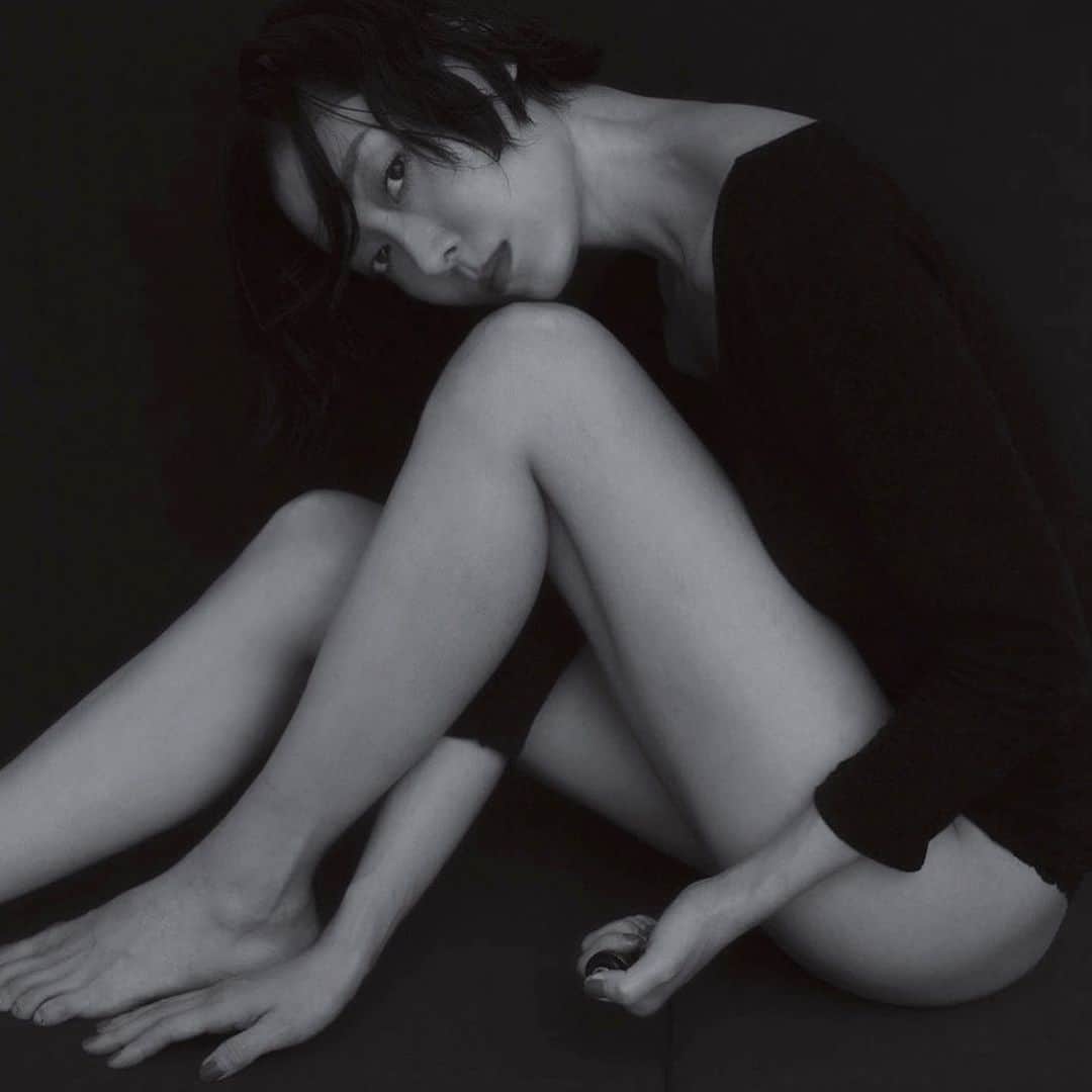 のインスタグラム：「#challengeaccepted  Thank you for nominations  @makiryoke @shinotakeda   Throughout my life, many women including my mother and friends have given me the power and supported me.  I hope that women can live in our own way,  Let's empower with initiative.  With love and gratitude to all women. #instanbulsözleşmesiyaşatır  #womensupportingwomen #womenempowerment  これまでの人生で母や友人をはじめ多くの女性にパワーをもらいサポートされてきました。 女性であるが故に起こる悲しい事件のない社会 女性が自分らしく生きれる社会を望んでます。 これからも私達は主体性を持ちエンパワーしていきましょう。全ての女性へ愛と感謝を込めて。」