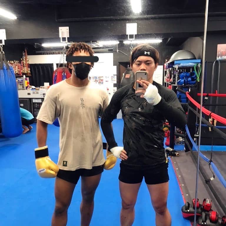 不可思のインスタグラム：「‪Jawin（ジャウィン）さんのコンプレッションウエア着て練習しました‬ ‪めちゃくちゃ汗出る‬  ‪キャンペーンやるらしいのでフォローしとこう👌‬ ‪ @jawin_workwear   ‪　#PR #Jawin #ジャウィン #TEAMJAWIN　#自重堂 ‬」