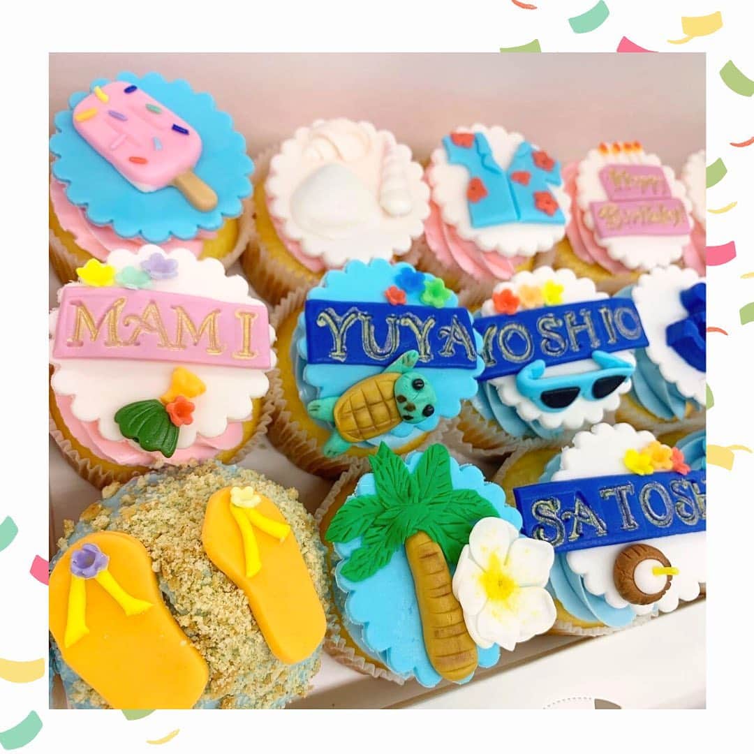 株式会社 新大陸さんのインスタグラム写真 - (株式会社 新大陸Instagram)「﻿ 新大陸 東京オフィスでは、メンバー4人分の誕生日をお祝い！﻿ ﻿ テーマは"海”、メンバーの名前を入れたカップケーキはオーダーメイドです。﻿ この日のためにパティシエさんに作ってもらいました。﻿ ﻿ フォトジェニックなカップケーキは味も美味しい♡甘すぎないバタークリームが最高♪﻿ ﻿ 体調管理に気を張る日が続くなか、心がふわっと丸くなりました。﻿ ﻿ #新大陸 #shintairiku #sns #マーケティング #ウェブマーケティング #SNSマーケティング #浜松 #東京 #大阪 #福岡 #cakes #cupcake #yum #バースデー #happybirthday」7月28日 13時59分 - shintairiku.co.ltd