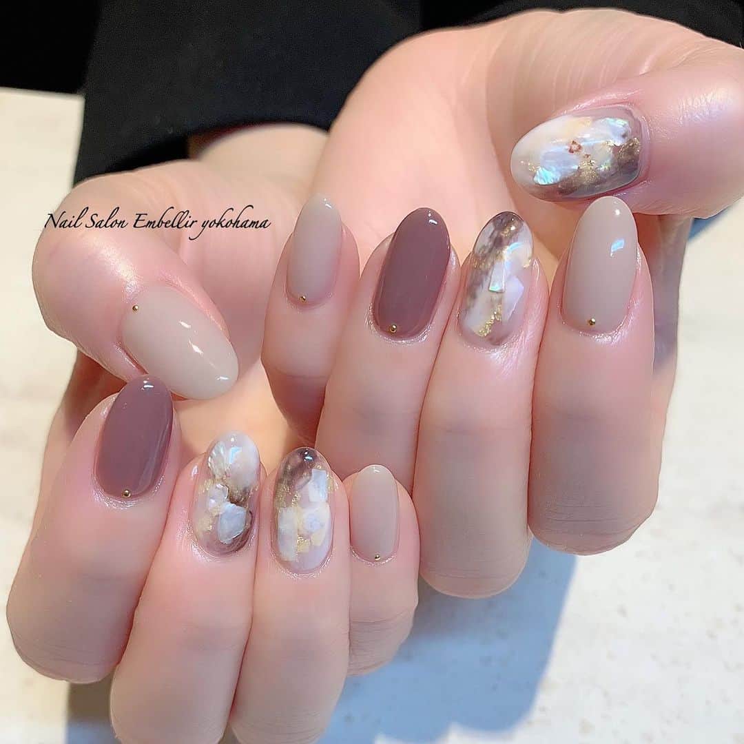 ネイルサロンembellir横浜店さんのインスタグラム写真 ネイルサロンembellir横浜店instagram ニュアンスネイル Nuancenail ワンカラーネイル Onecolor 夏ネイル Summernails オールシーズン Allseasons ベージュネイル Beigenails シェルネイル Shellnail