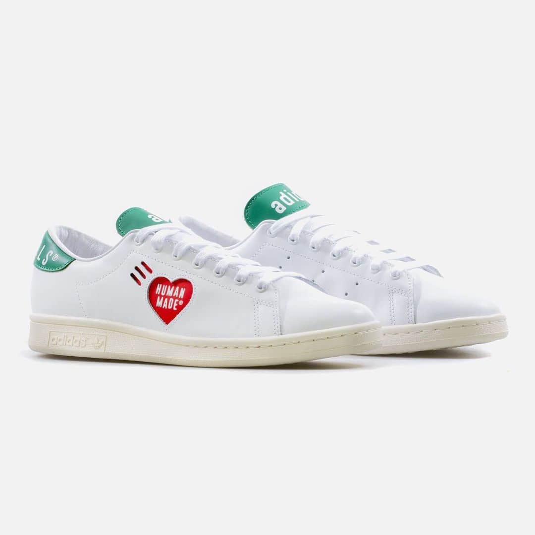 HYPEBEASTさんのインスタグラム写真 - (HYPEBEASTInstagram)「@hypebeastkicks: @humanmade and @adidasoriginals are back with a four-shoe capsule with new takes on the Stan Smith and Campus. Built of leather and arriving with green or grey accents, both Stans feature a red HUMAN MADE heart logo plus an @adidas text logo in HM font. The Campus takes on a supple suede build in either rich green or airy sky blue, while three Stripe graphics with “GEARS FOR FUTURISTIC TEENAGERS” spellouts and printed red HM hearts at the heel round out the look. Both sets are slated to release at retailers like @nicekicks on August 6.⁠⠀ Photo: Nice Kicks」7月28日 14時17分 - hypebeast