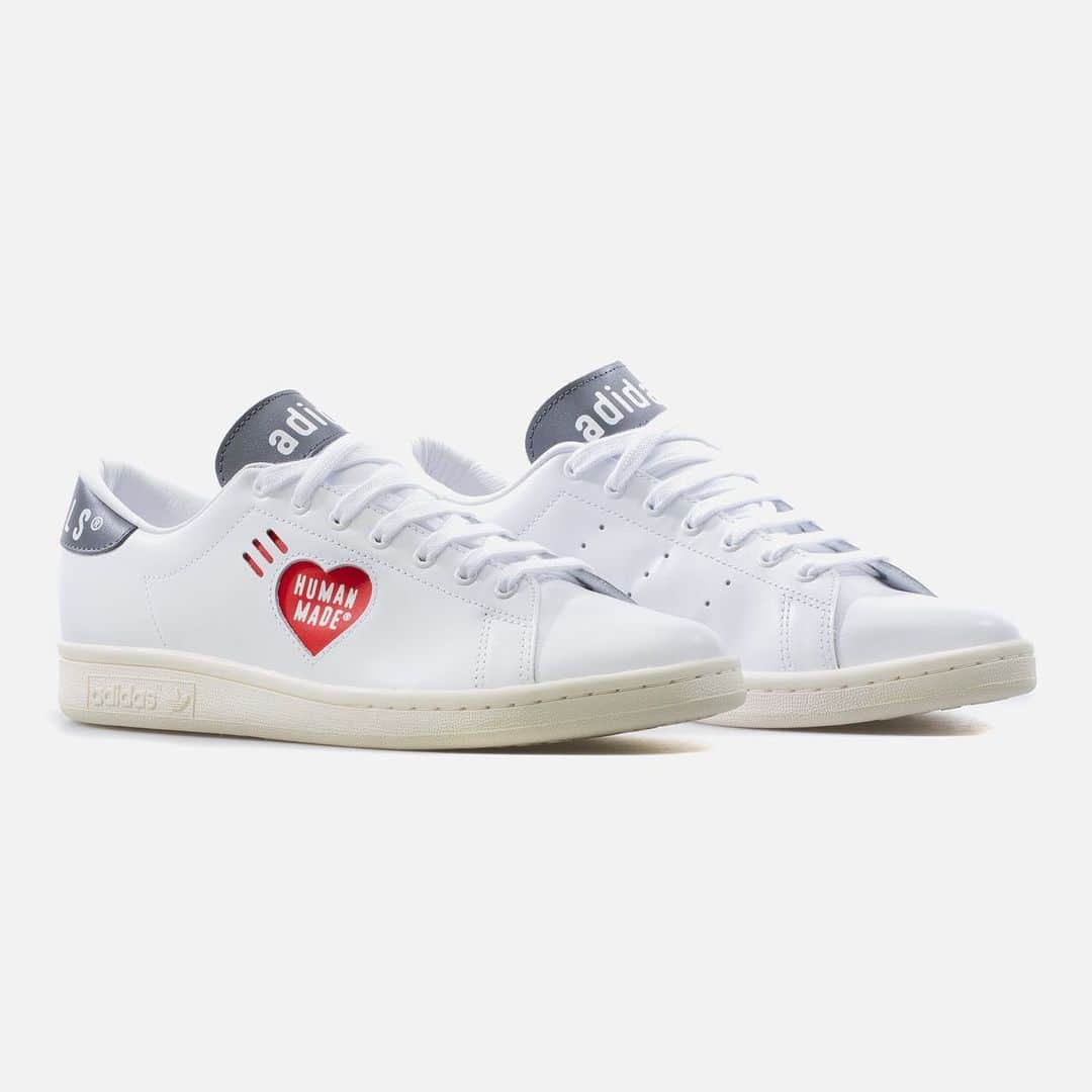 HYPEBEASTさんのインスタグラム写真 - (HYPEBEASTInstagram)「@hypebeastkicks: @humanmade and @adidasoriginals are back with a four-shoe capsule with new takes on the Stan Smith and Campus. Built of leather and arriving with green or grey accents, both Stans feature a red HUMAN MADE heart logo plus an @adidas text logo in HM font. The Campus takes on a supple suede build in either rich green or airy sky blue, while three Stripe graphics with “GEARS FOR FUTURISTIC TEENAGERS” spellouts and printed red HM hearts at the heel round out the look. Both sets are slated to release at retailers like @nicekicks on August 6.⁠⠀ Photo: Nice Kicks」7月28日 14時17分 - hypebeast