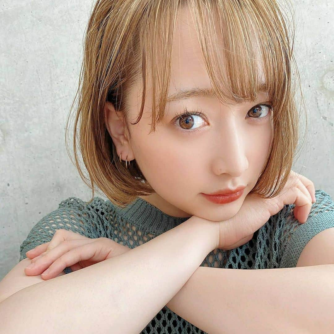 齊藤美沙貴さんのインスタグラム写真 - (齊藤美沙貴Instagram)「金髪ボブ👱‍♀️💡 ある日の夜勤明けでの美容室😪😪 ㅤㅤㅤㅤㅤㅤㅤㅤㅤㅤㅤㅤㅤ ㅤㅤㅤㅤㅤㅤㅤㅤㅤㅤㅤㅤㅤ #看護師#ミニボブ#ナチュラルメイク#ハイトーンボブ#メイク好きな人と繋がりたい#コスメ好きさんと繋がりたい#美容好きな人と繋がりたい」7月28日 15時48分 - misya_kids