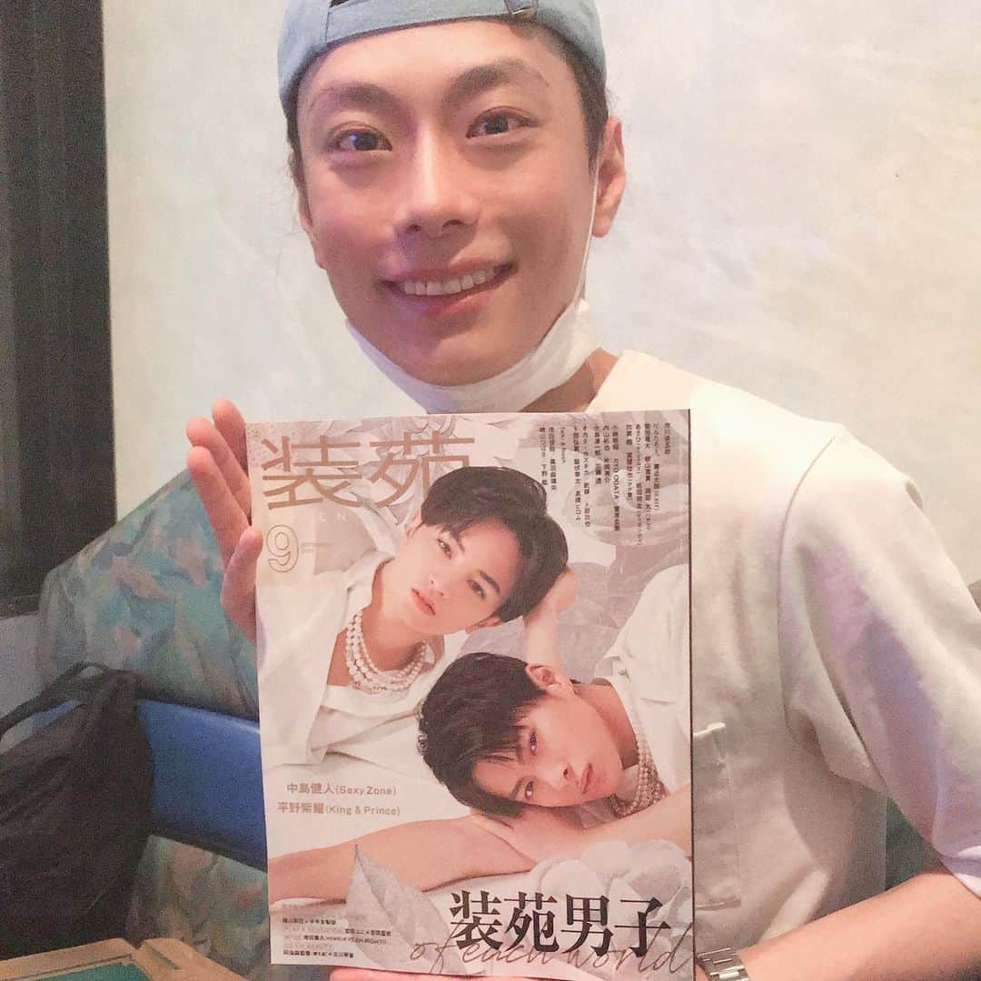 望月隆寛さんのインスタグラム写真 - (望月隆寛Instagram)「あさひが装苑に載ってるよ😳 本当にモデルみたい❗️  #装苑 #ダニエルズ　あさひ #モード系 #望月も少し載せてもらってる」7月28日 16時06分 - mochizuki.takahiro_1207