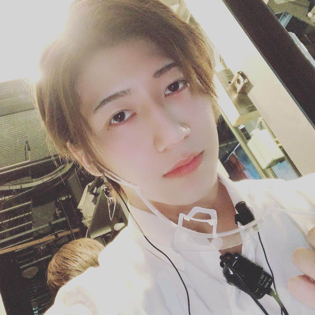 納谷健のインスタグラム：「劇場やで  劇場なんやで  劇場で待ってるやで  @赤坂RED/THEATRE」