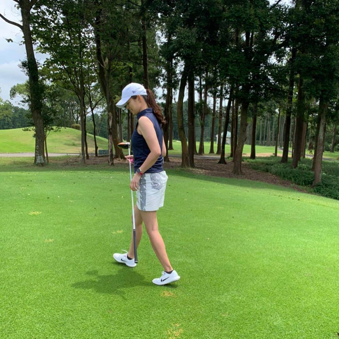 中林美和さんのインスタグラム写真 - (中林美和Instagram)「コンペに向けて練習ラウンド⛳️ 初めてノースリーブのウェア着てみた🤗  ウェア上下/ @callawaygolf_japan  #golf#ゴルフ#ラウンド#お疲れさまでした」7月28日 16時42分 - miwanakabayashi